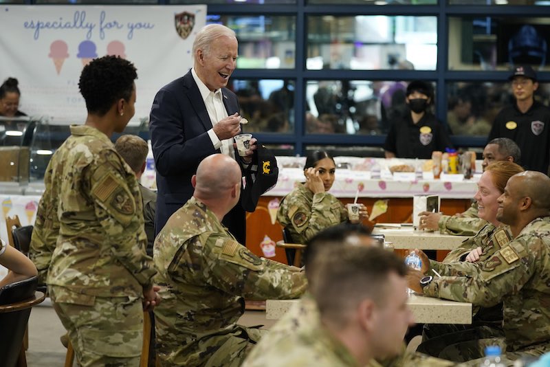الرئيس الأمريكي جو بايدن يزور قاعدة عسكرية أمريكية في كوريا الجنوبية