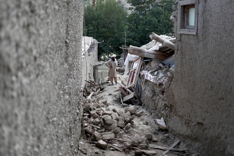 زلزال قوي يهز أفغانستان