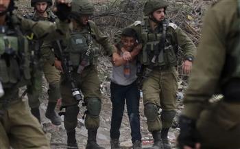   الاحتلال الإسرائيلي يعتقل  فلسطينيين في الضفة الغربية ويبعد  آخرين عن القدس  يومًا