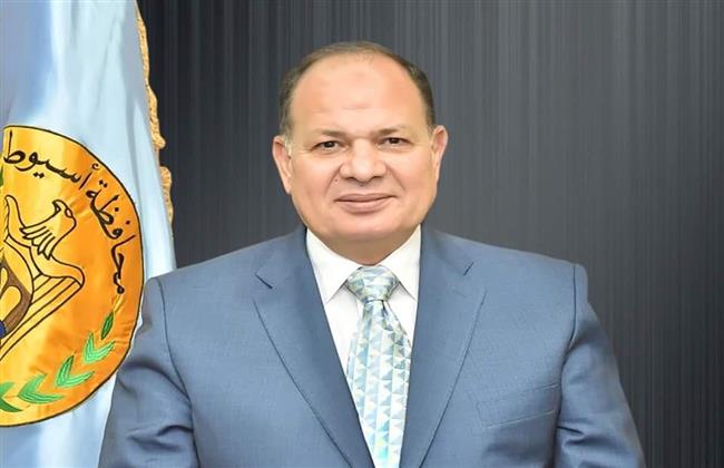 محافظ أسيوط يهنئ الرئيس عبدالفتاح السيسي بالذكرى التاسعة لثورة  يونيو