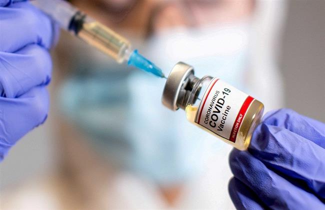 تطعيم  ألف مواطن بلقاح كورونا ضمن حملة طرق الأبواب حسام عبد الغفار يكشف التفاصيل