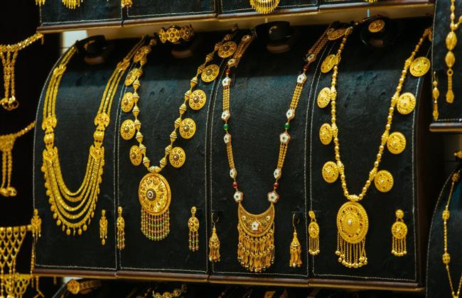 سعر الذهب اليوم الخميس  نوفمبر  في مصر بكام عيار ؟